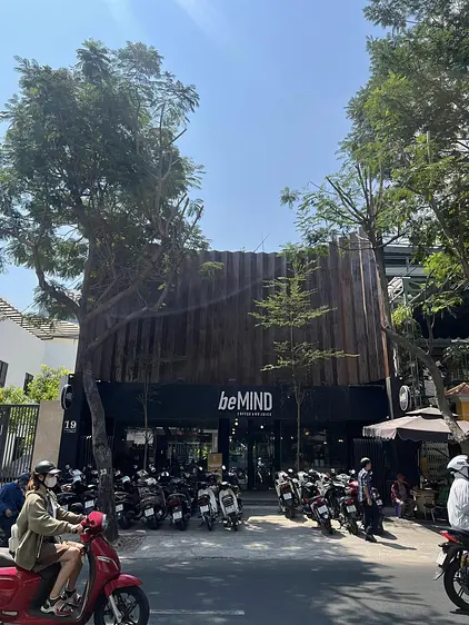 ビー・マインド・カフェ